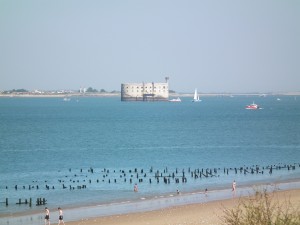 Fort Boyard depuis la plage des Saumonards, sur l'île d'Oléron